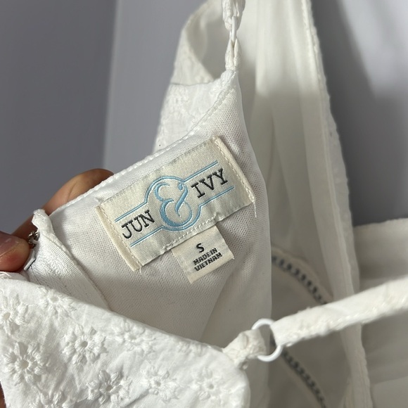 Jun and ivy white flower lace dress - Picture 3 of 3